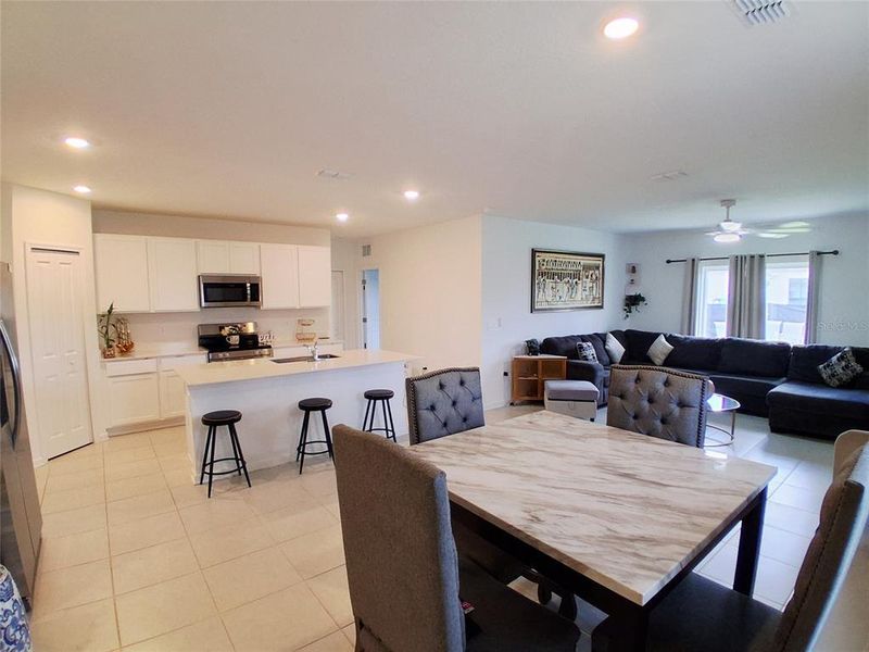 Furnished interior view inside a new home in Hunt Club Groves, Lake Wales (Image 42).
