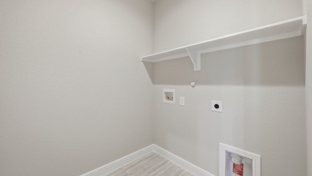 Spacious, unfurnished interior of a new home in Treeline, Justin (Image 36). Spacious, unfurnished interior of a new home in Treeline, Justin (Image 36).