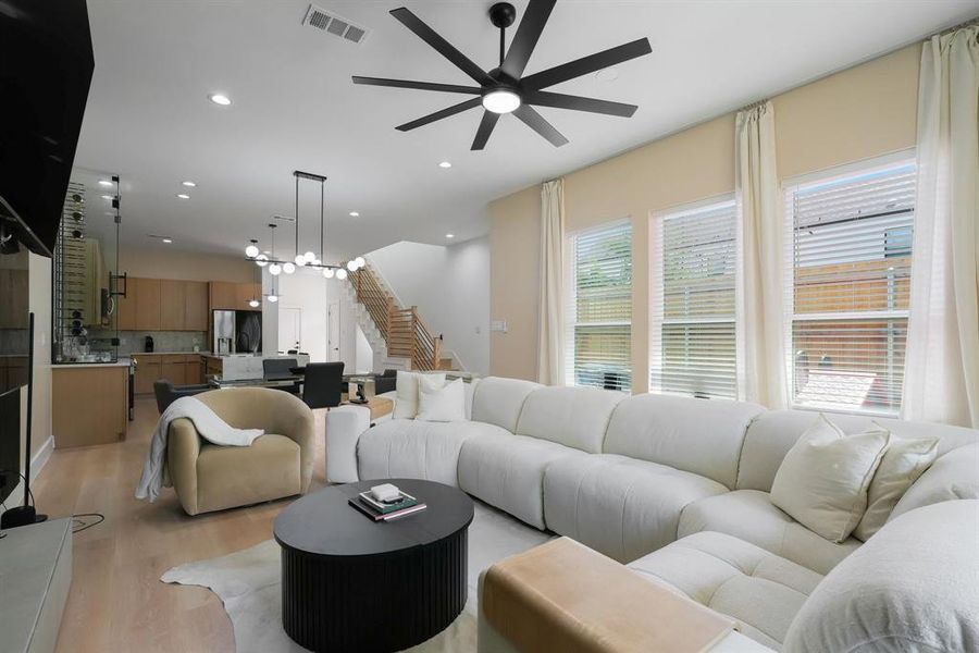Furnished interior view inside a new home in , Dallas (Image 14). Furnished interior view inside a new home in , Dallas (Image 14).