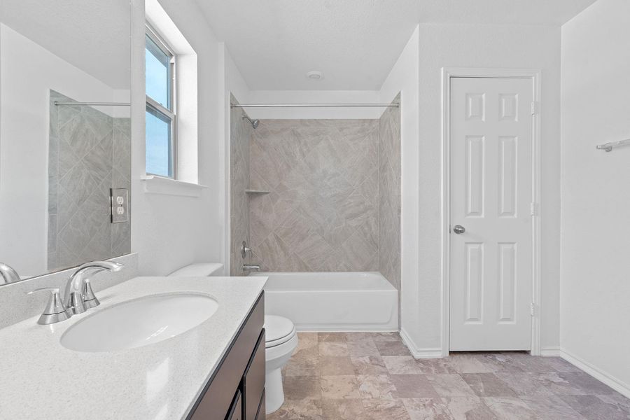 Furnished interior view inside a new home in EastVillage - Heritage Collection, Manor (Image 14). Furnished interior view inside a new home in EastVillage - Heritage Collection, Manor (Image 14).