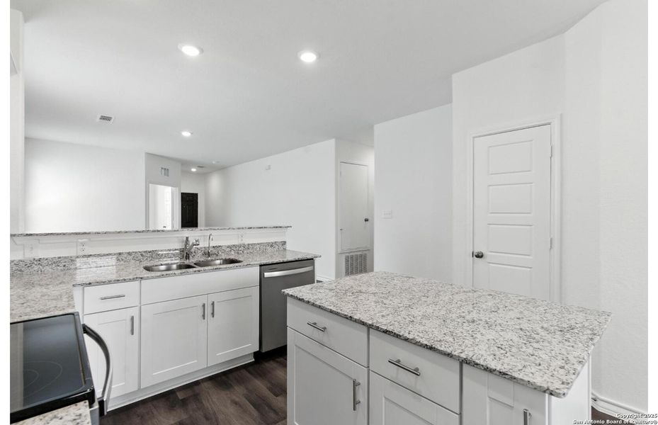 Furnished interior view inside a new home in The Overlook at Creekside, New Braunfels (Image 6).