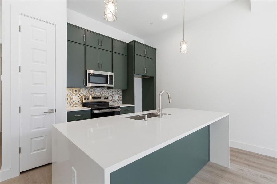 Furnished interior view inside a new home in , Dallas (Image 29).