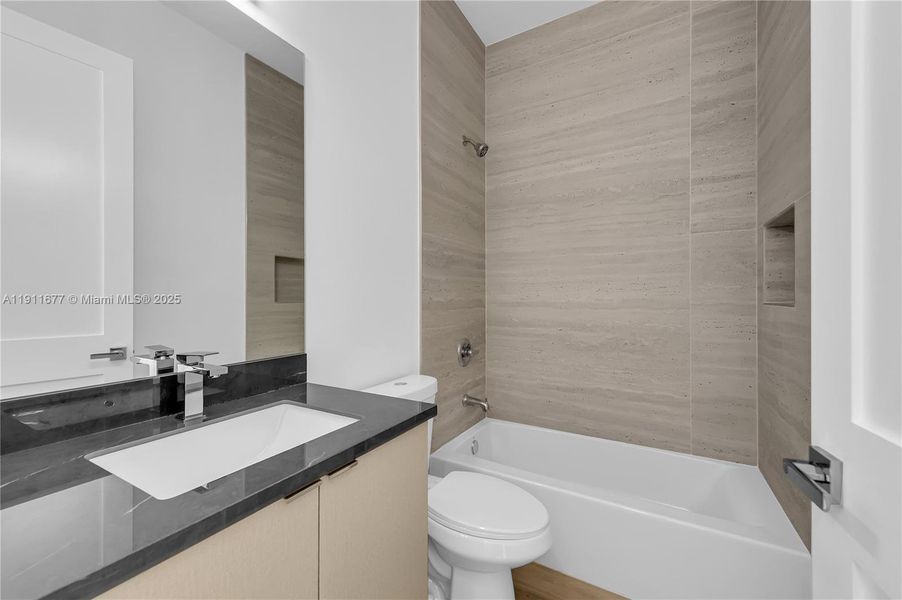 Furnished interior view inside a new home in , Fort Lauderdale (Image 5). Furnished interior view inside a new home in , Fort Lauderdale (Image 5).