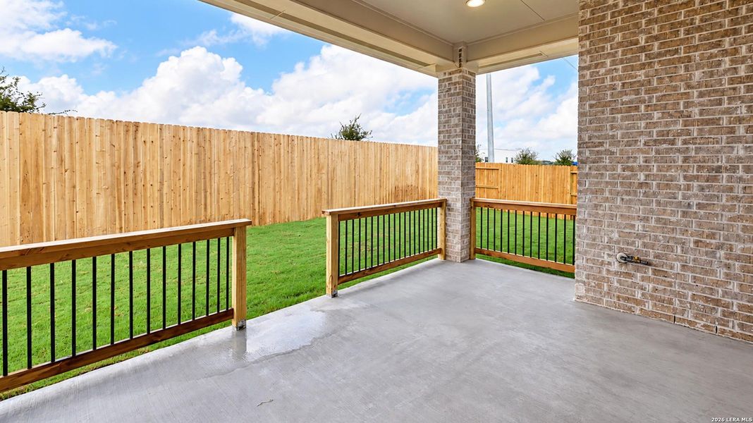 Exterior details and patio area of a home in Cibolo Valley Heights, Cibolo (Image 24).