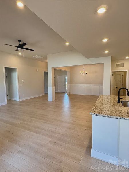 Spacious, unfurnished interior of a new home in Kerns Ridge, Salisbury (Image 11).