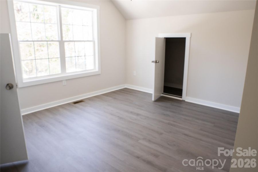 Spacious, unfurnished interior of a new home in , Statesville (Image 8).
