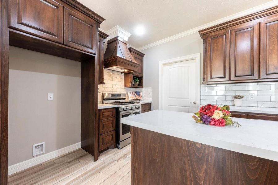 Furnished interior view inside a new home in , Beaumont (Image 13).