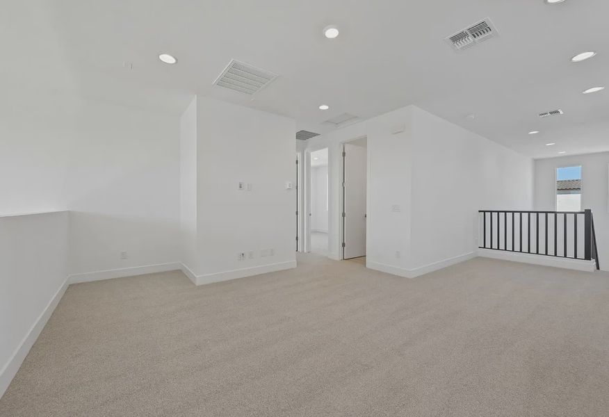 Loft - 12 of 16