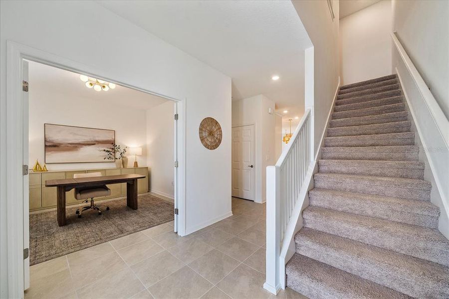 Furnished interior view inside a new home in , Sarasota (Image 15).