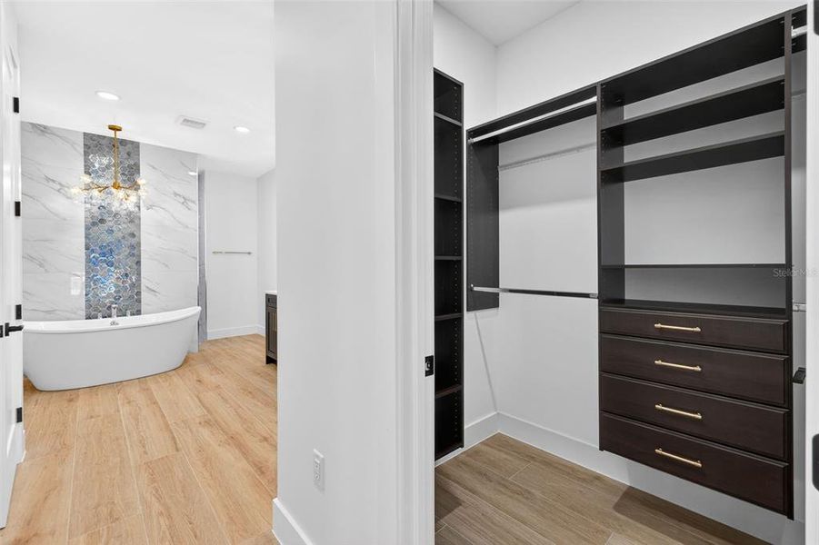 Furnished interior view inside a new home in , Cape Coral (Image 19). Furnished interior view inside a new home in , Cape Coral (Image 19).