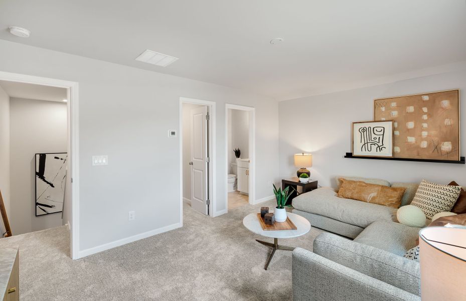Representative furnished interior of a home built from the Rosemont by Pulte Homes in Bennett Park, Grayson (Image 66).