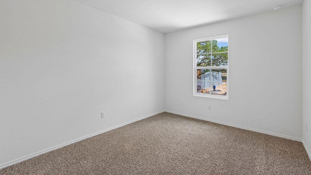 Spacious, unfurnished interior of a new home in Valverde, Bastrop (Image 22).