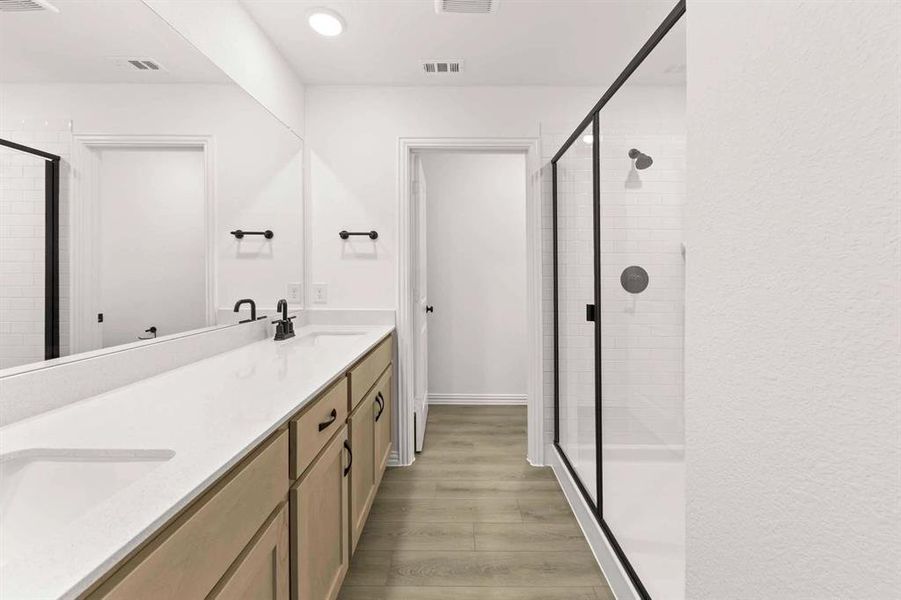 Furnished interior view inside a new home in Creekview Fossil Ridge, Pilot Point (Image 5). Furnished interior view inside a new home in Creekview Fossil Ridge, Pilot Point (Image 5).