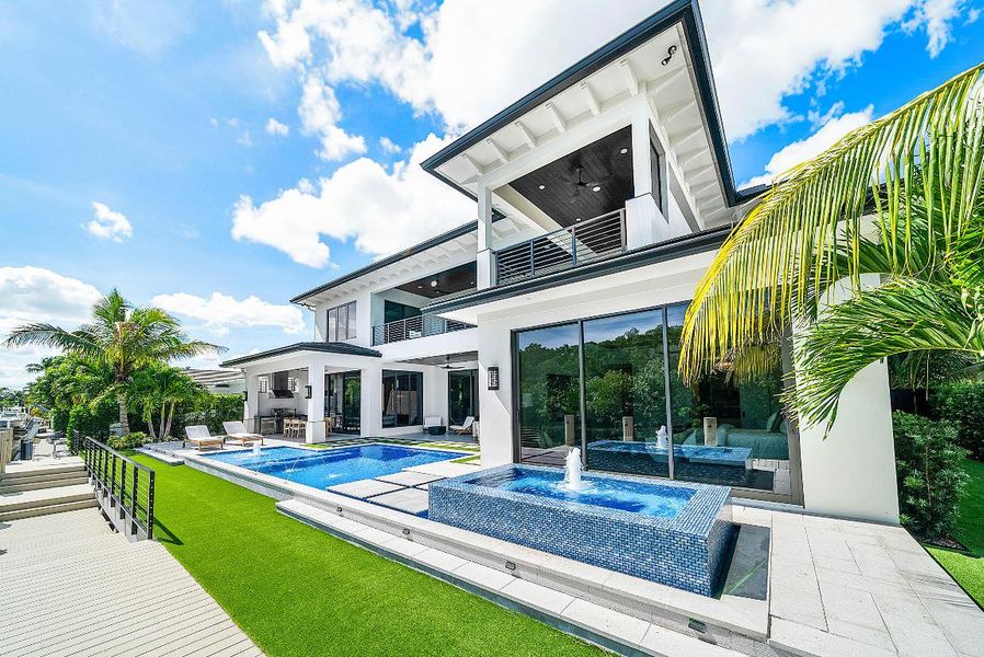 3AAAD958-17EC-4F5A-8BD5-D97ABEFE6A79