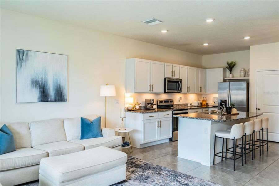 Furnished interior view inside a new home in , Plant City (Image 8).