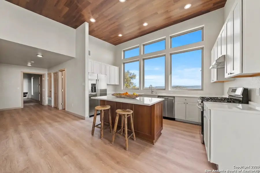Furnished interior view inside a new home in , Canyon Lake (Image 9).