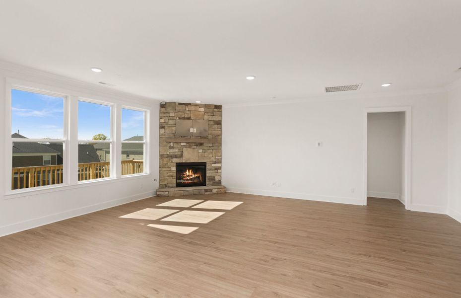 Spacious, unfurnished interior of a new home in Durham Farms, Hendersonville (Image 38).