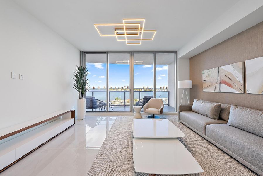 Luxury Waterfront Condo Luxury Waterfront Condo