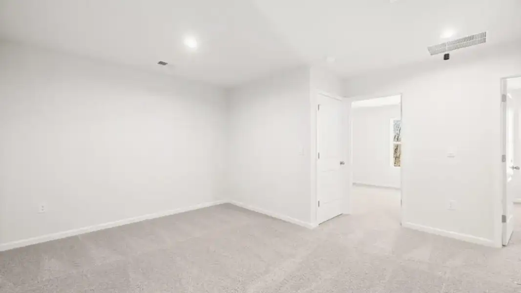 Spacious, unfurnished interior of a new home in Hughes Court, Dawsonville (Image 28). Spacious, unfurnished interior of a new home in Hughes Court, Dawsonville (Image 28).