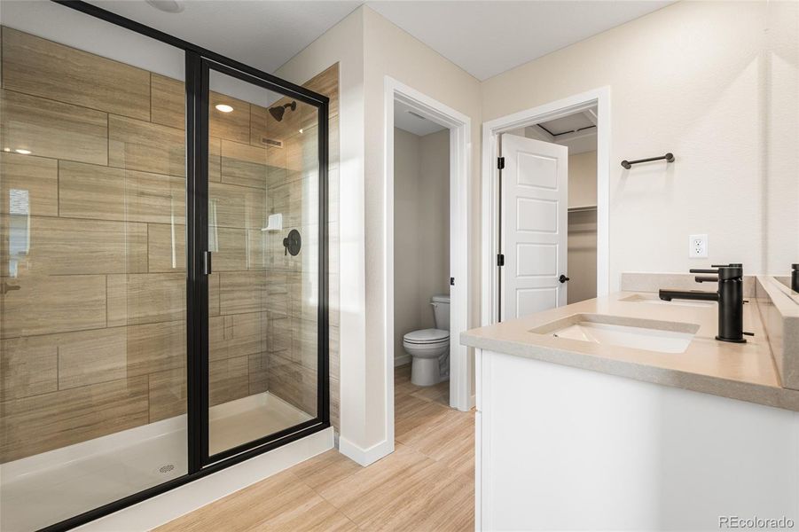 Furnished interior view inside a new home in Barefoot Village, Longmont (Image 12).