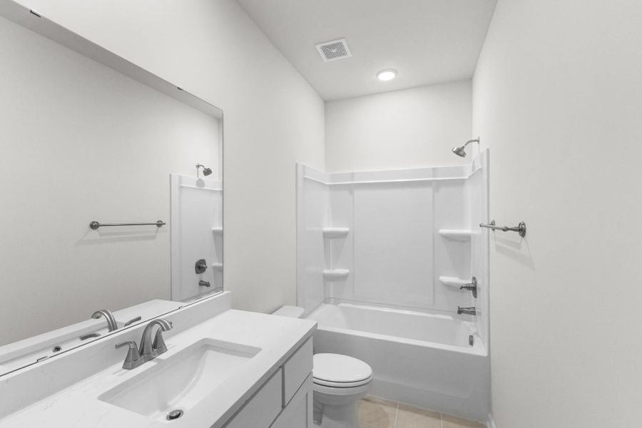 Representative furnished interior of a home built from the Congaree by Veranda Homes in Hitchcock Preserve 55', Aiken (Image 7).