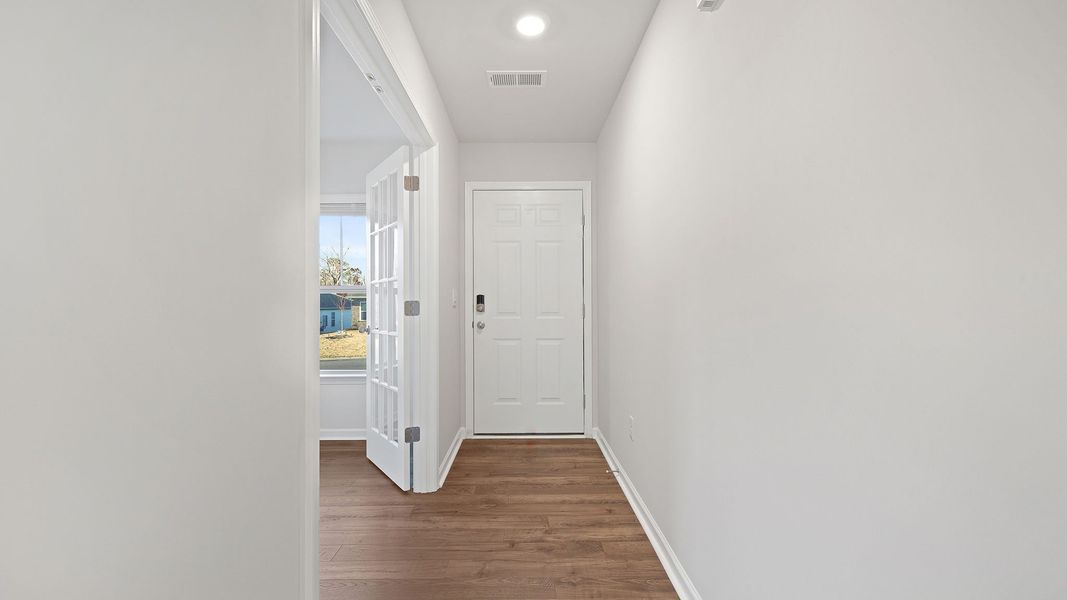 Spacious, unfurnished interior of a new home in Bentley Park, Greenwood (Image 16). Spacious, unfurnished interior of a new home in Bentley Park, Greenwood (Image 16).