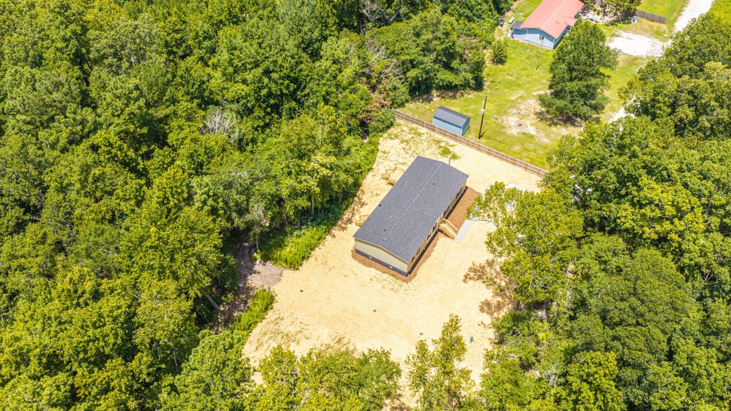 Community amenities in , Cross (Image 46). Community amenities in , Cross (Image 46).