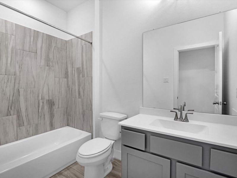 Representative image. Features, specifications, selections and colors may vary. Representative image. Features, specifications, selections and colors may vary.