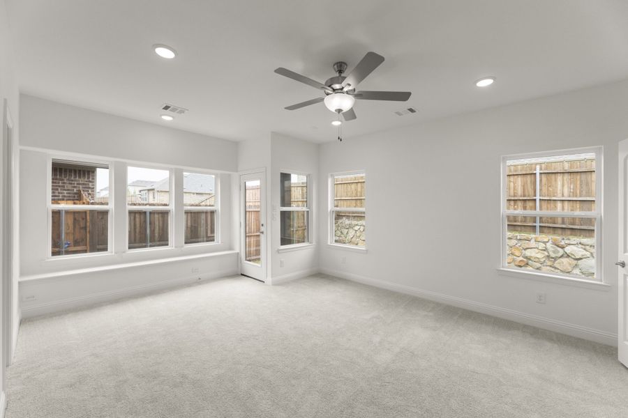Spacious, unfurnished interior of a new home in Keeneland, Aubrey (Image 23). Spacious, unfurnished interior of a new home in Keeneland, Aubrey (Image 23).
