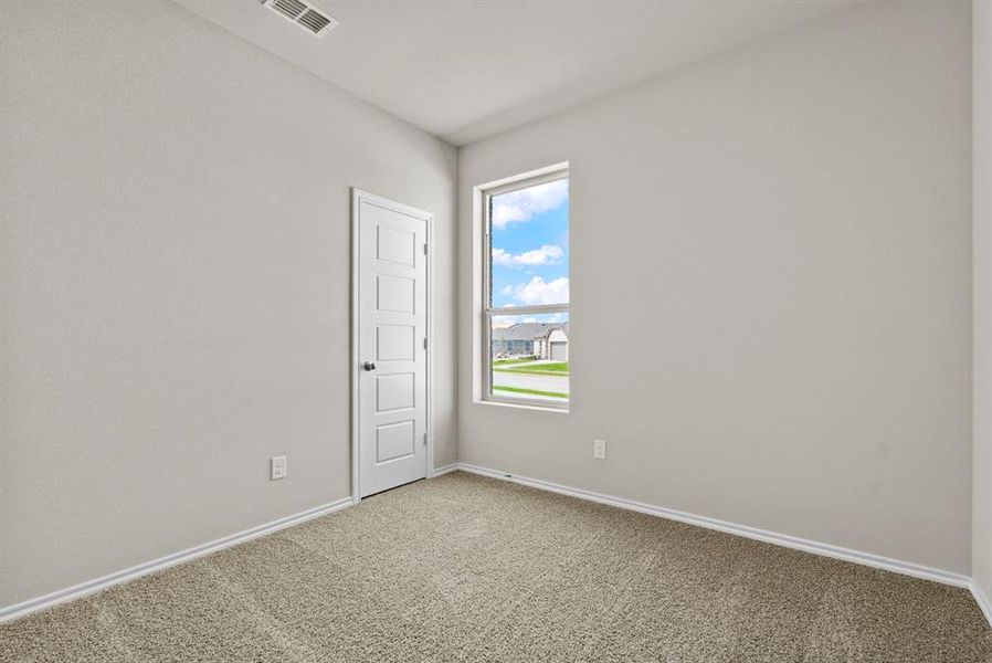 Spacious, unfurnished interior of a new home in Terra Trace, Fort Worth (Image 25). Spacious, unfurnished interior of a new home in Terra Trace, Fort Worth (Image 25).