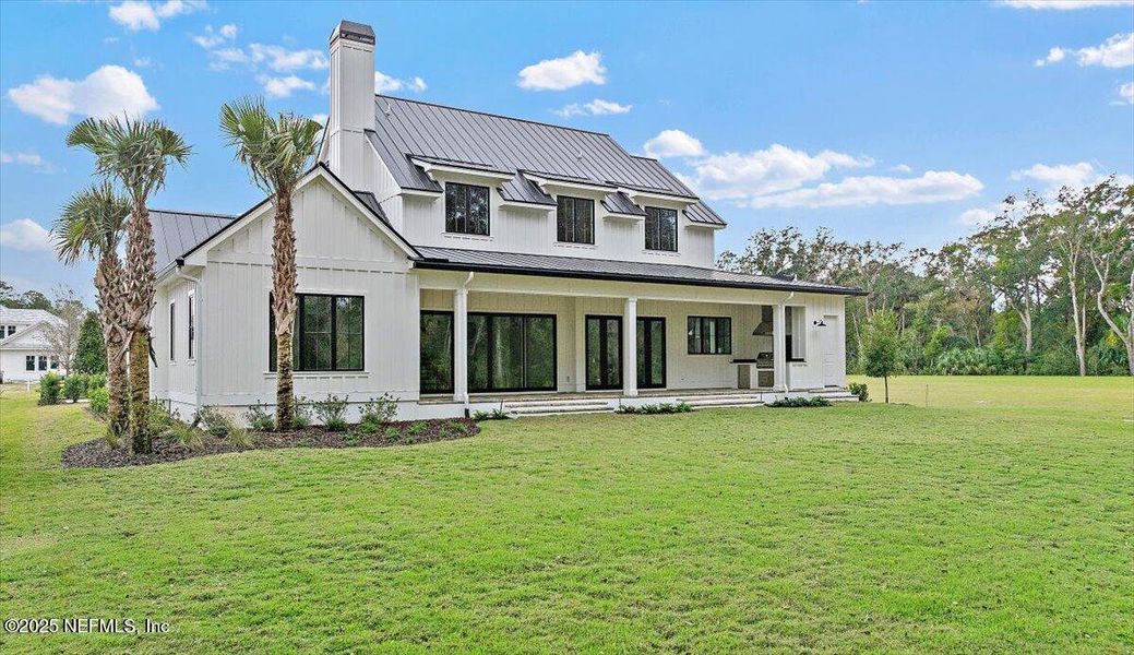 Exterior details and patio area of a home in , Ponte Vedra (Image 33).
