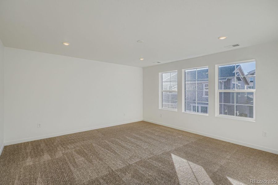 Spacious, unfurnished interior of a new home in , Thornton (Image 9).