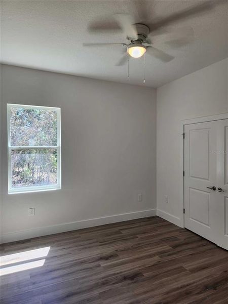 Spacious, unfurnished interior of a new home in , Homosassa (Image 12).