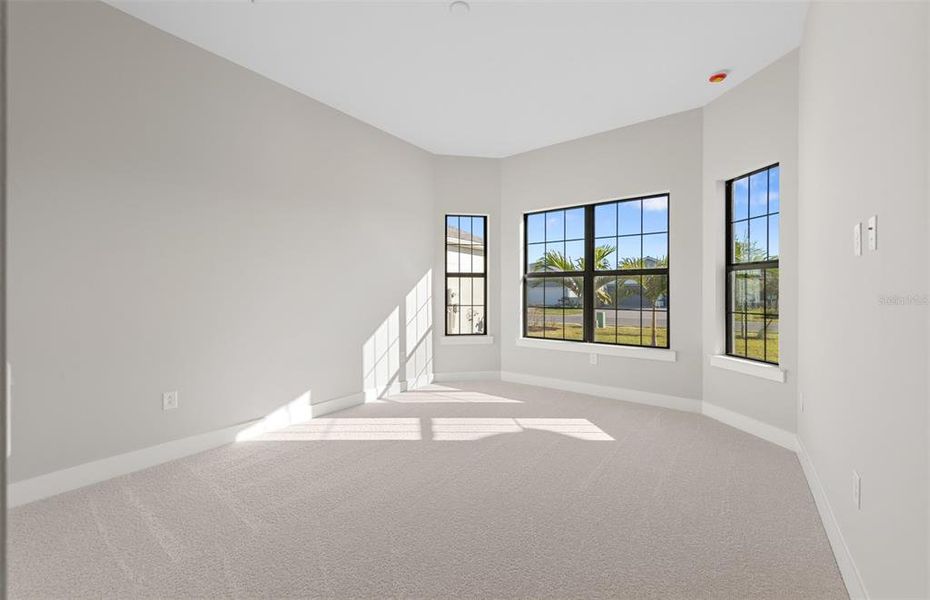 Spacious, unfurnished interior of a new home in Del Webb Catalina, Lakewood Ranch (Image 36).