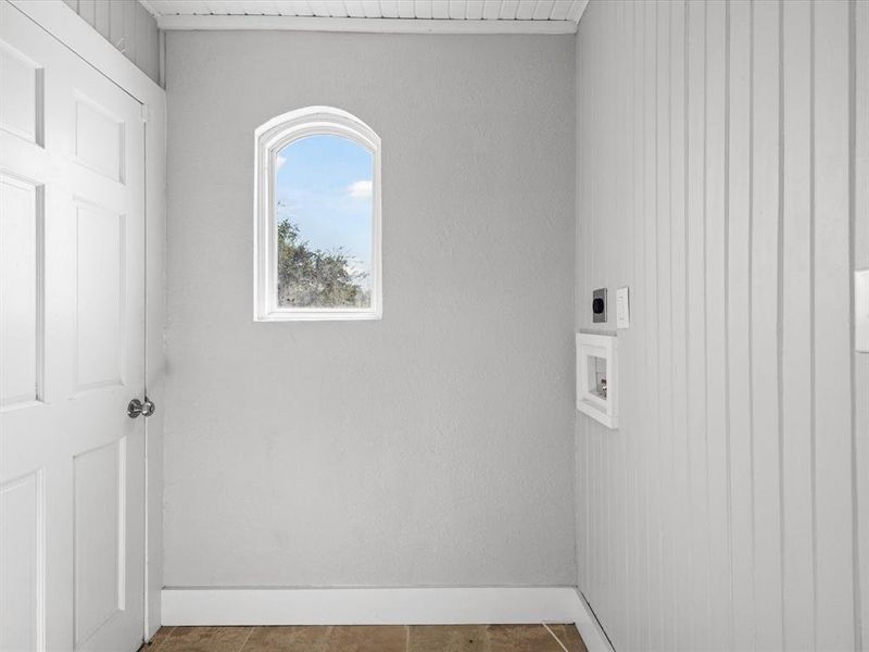 super cute laundry room
