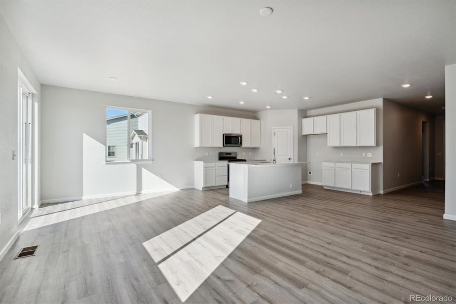 Spacious, unfurnished interior of a new home in Spring Valley Ranch, Elizabeth (Image 12).