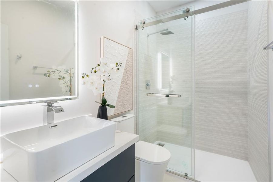 Furnished interior view inside a new home in , Decatur (Image 38).