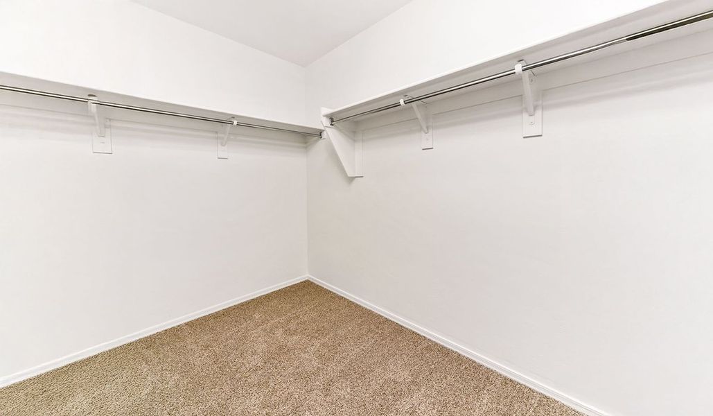 Spacious, unfurnished interior of a new home in Blackhawk, Tucson (Image 34).