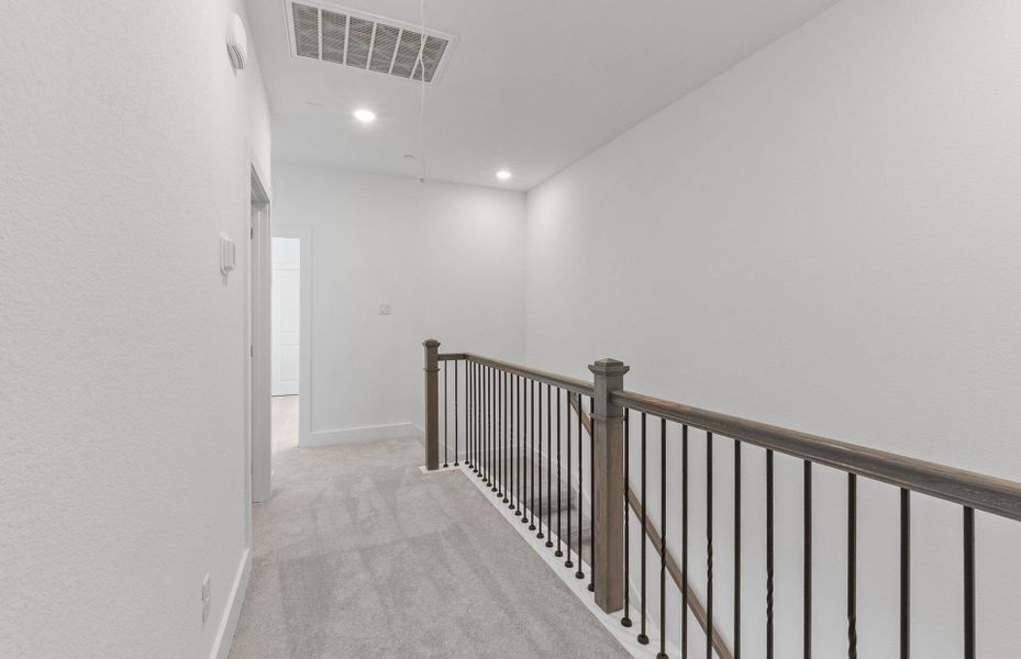 Spacious, unfurnished interior of a new home in Northpoint at Old Settlers, Round Rock (Image 15).