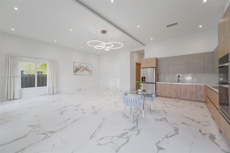 Image 30 of a home in .