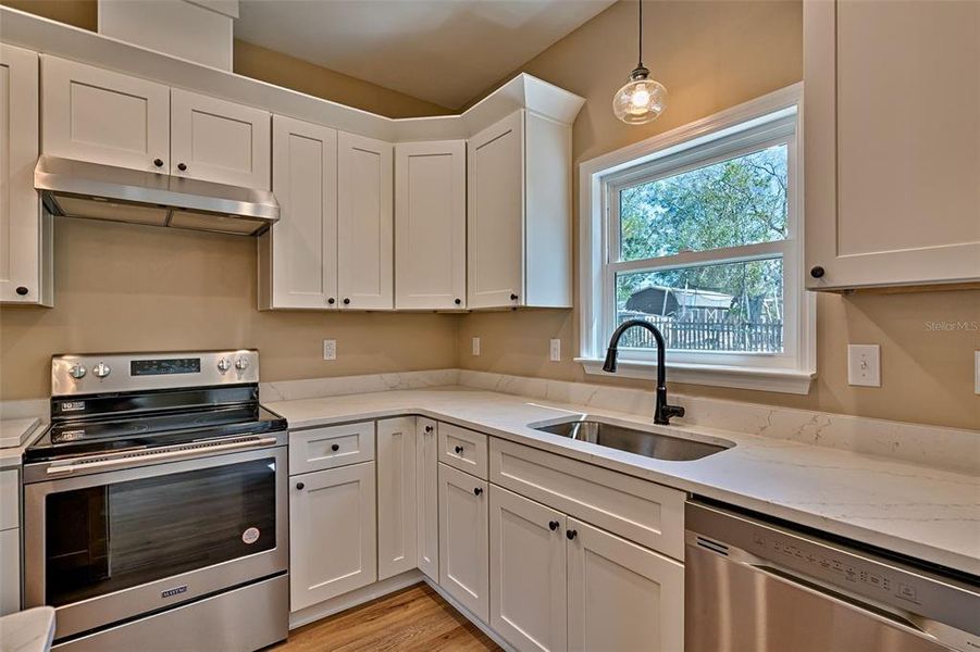 Furnished interior view inside a new home in , Keystone Heights (Image 7).