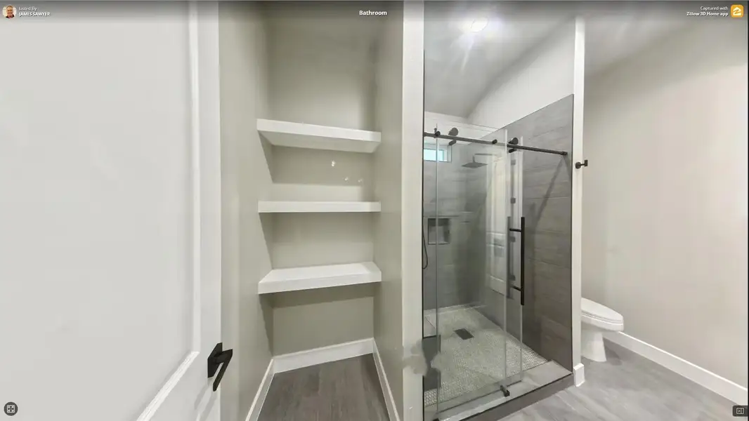 Furnished interior view inside a new home in , Conroe (Image 13).