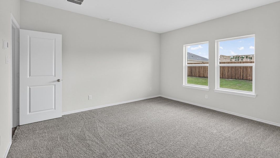 Spacious, unfurnished interior of a new home in Stonewyck Farms, Ennis (Image 17). Spacious, unfurnished interior of a new home in Stonewyck Farms, Ennis (Image 17).