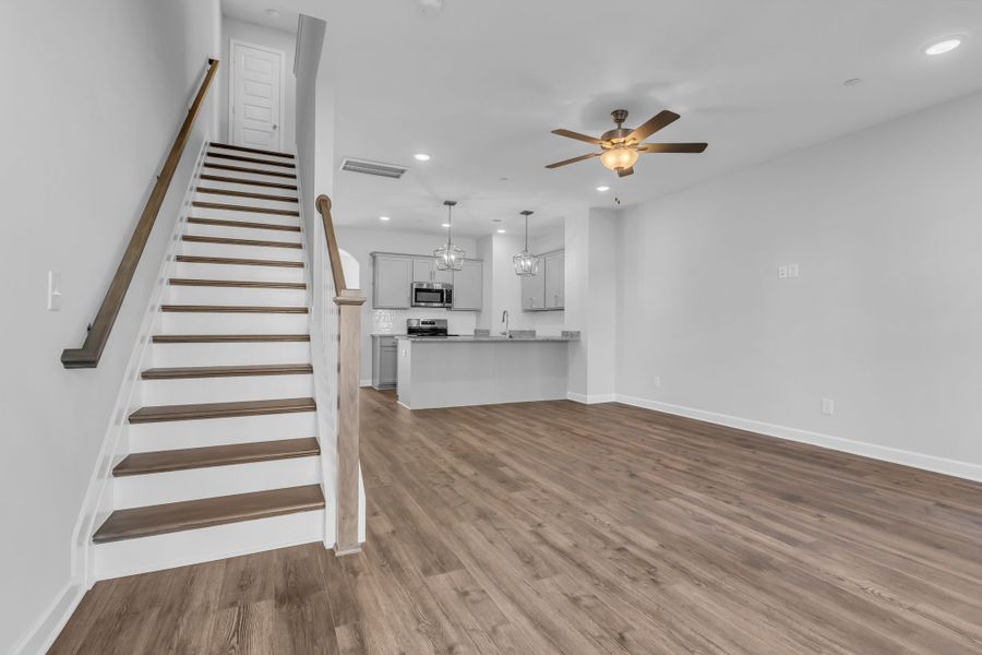 Spacious, unfurnished interior of a new home in Oxford Station, Gallatin (Image 13). Spacious, unfurnished interior of a new home in Oxford Station, Gallatin (Image 13).