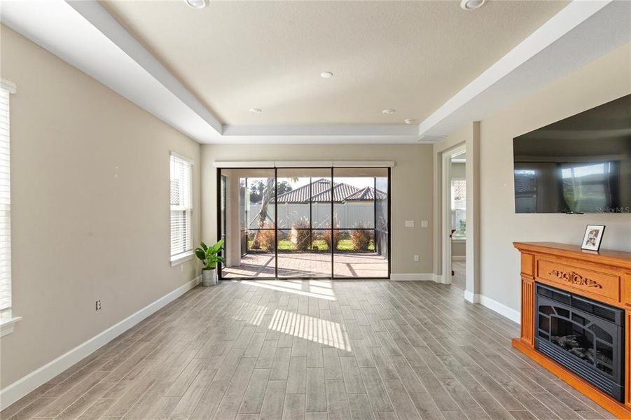 Spacious, unfurnished interior of a new home in , Wesley Chapel (Image 19).