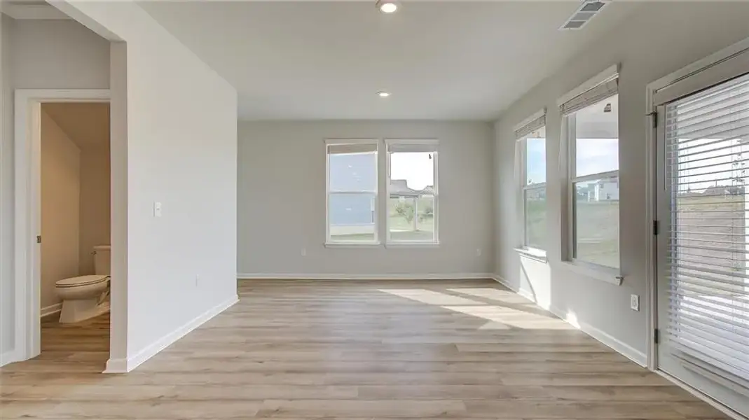 Spacious, unfurnished interior of a new home in Brighton, Locust Grove (Image 18).