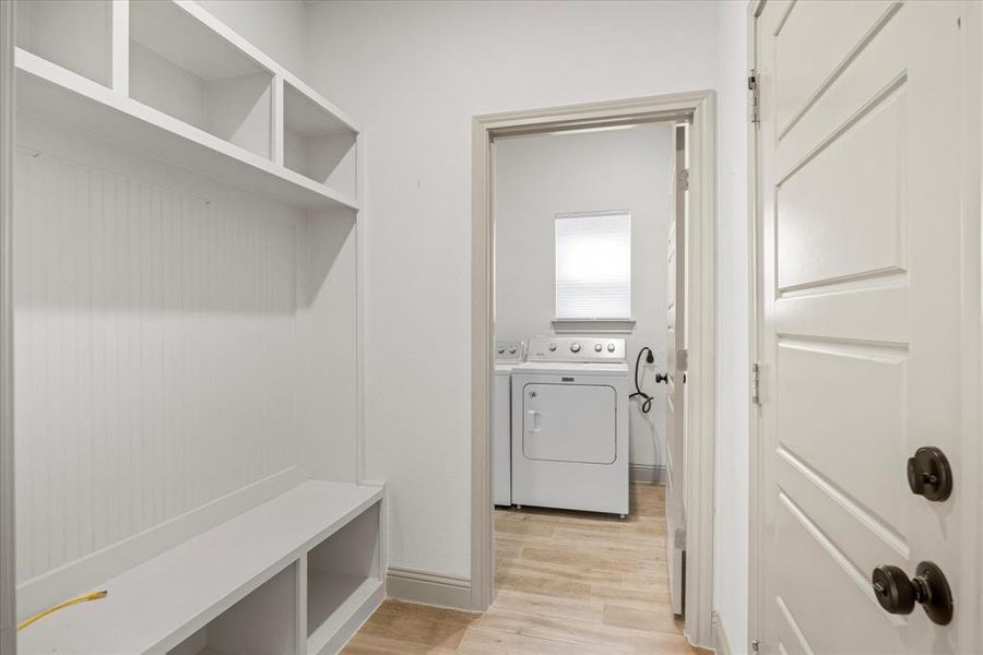 Furnished interior view inside a new home in Canyon Creek, Granbury (Image 12).