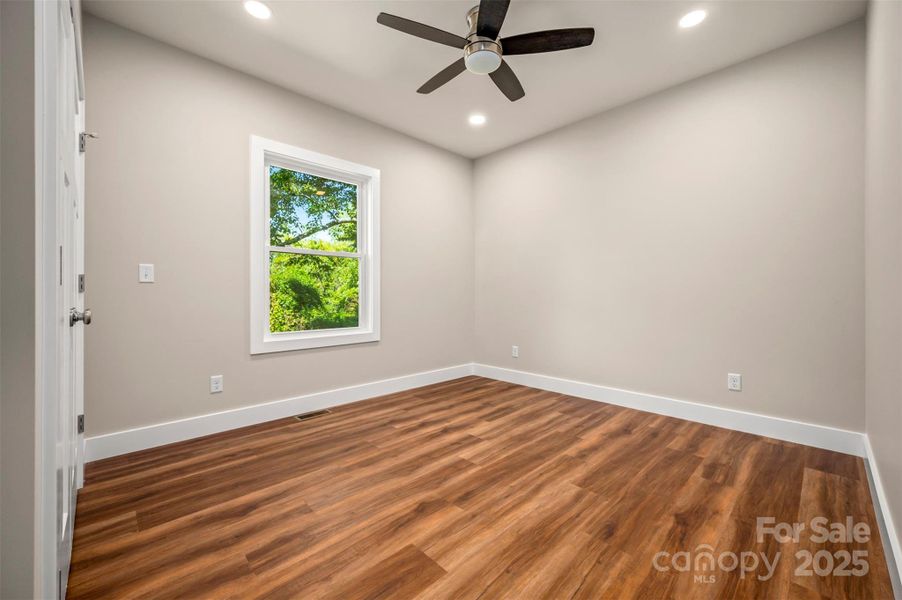 Spacious, unfurnished interior of a new home in , Hendersonville (Image 20).