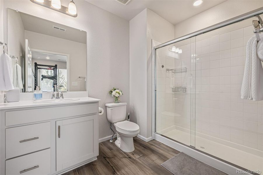 Furnished interior view inside a new home in , Broomfield (Image 13).