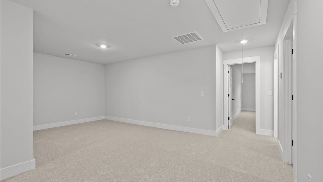 First-rate carpeted loft providing flexible living space for every lifestyle First-rate carpeted loft providing flexible living space for every lifestyle